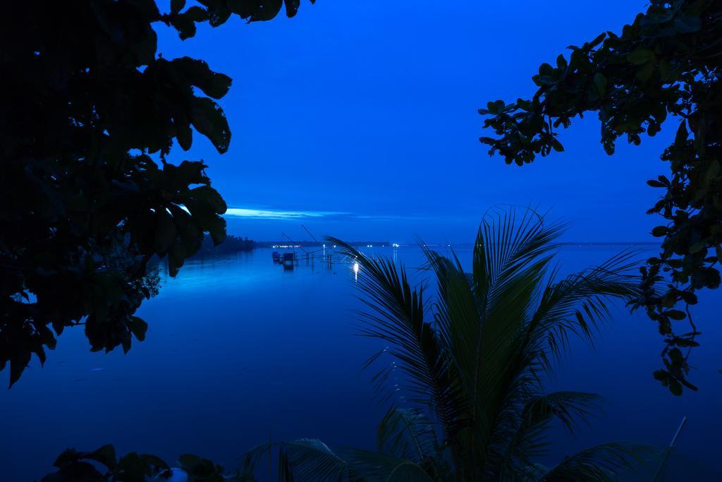 Orchid Lake View Homestay Alappuzha Exteriér fotografie