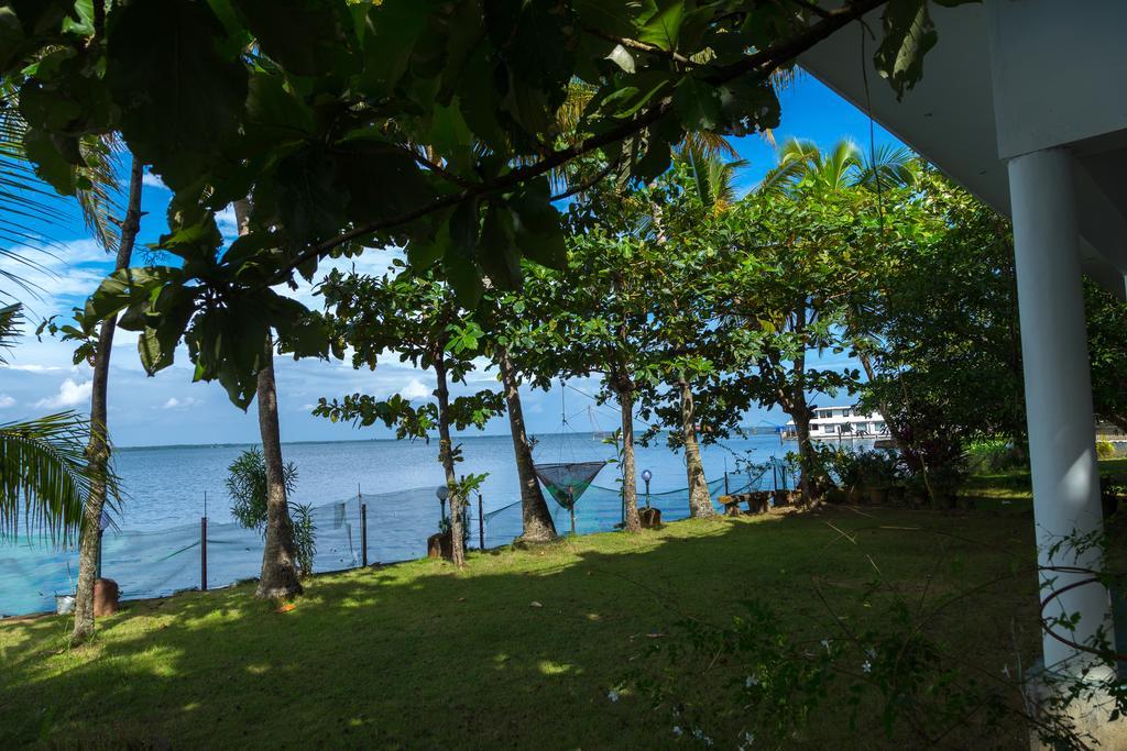 Orchid Lake View Homestay Alappuzha Exteriér fotografie